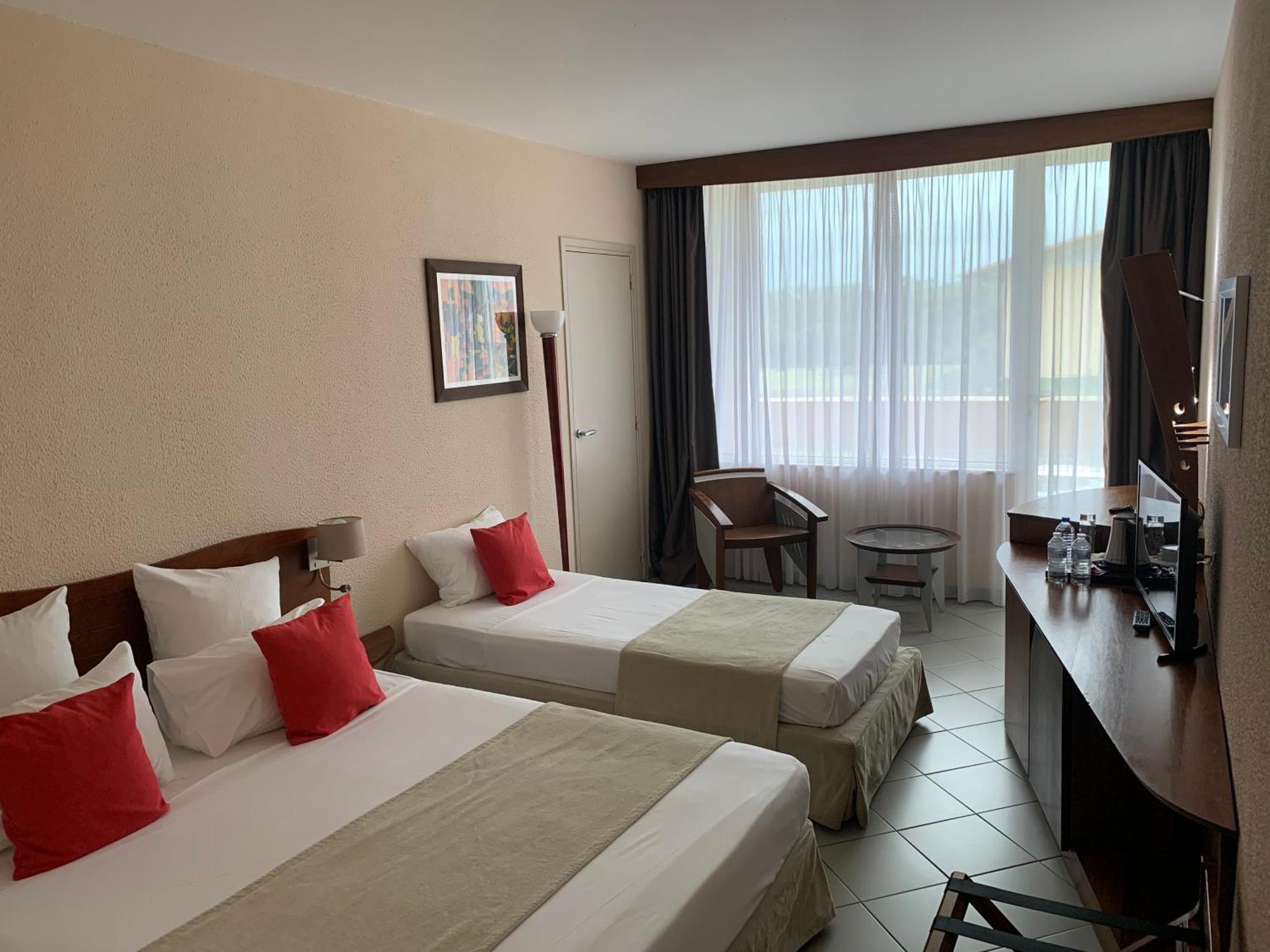 Hotel Des Roches Куру Номер фото